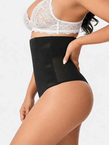 Elara Thong – Seamless Tummy-Control Thong