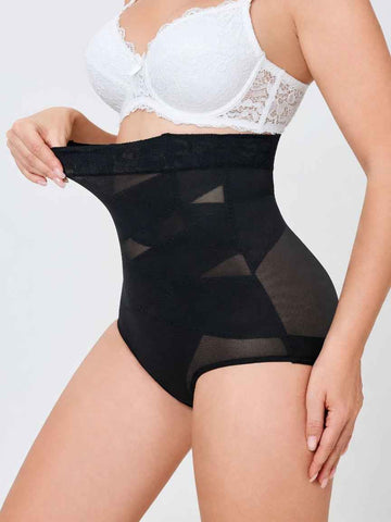 Elara – Seamless Tummy Shaper